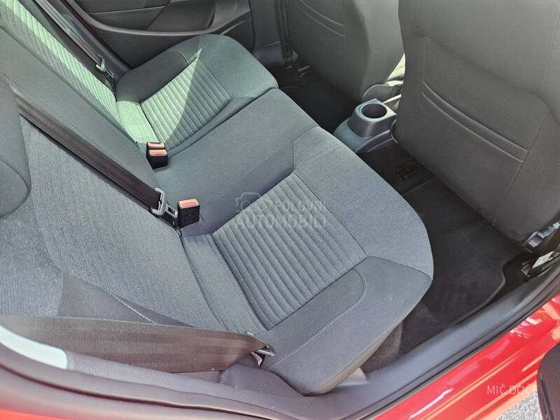 Volkswagen Polo 1.2 tsi xenon led