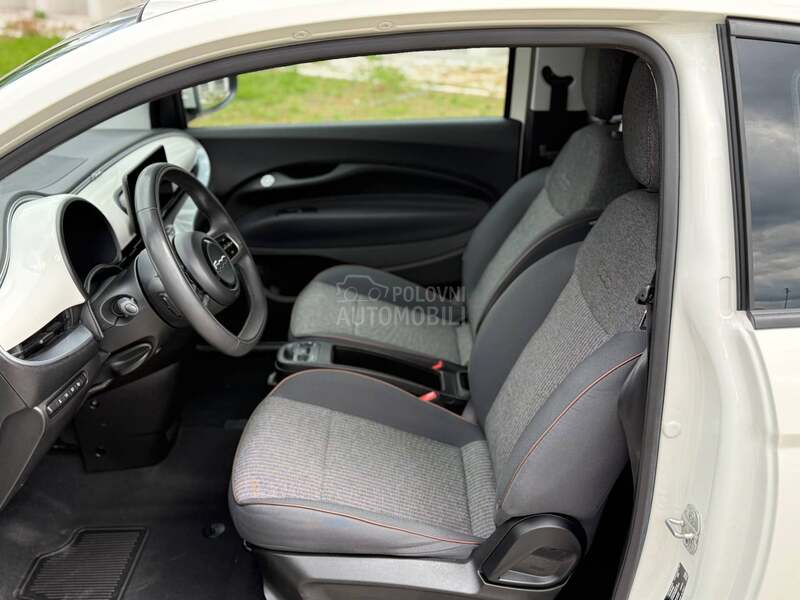 Fiat 500e 