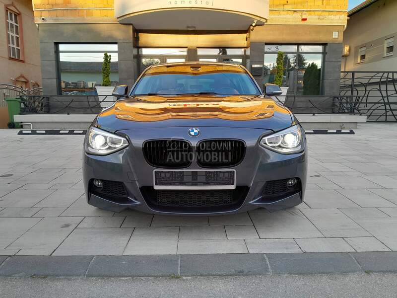 BMW 118 2.0d A.U.T/ N.A.V