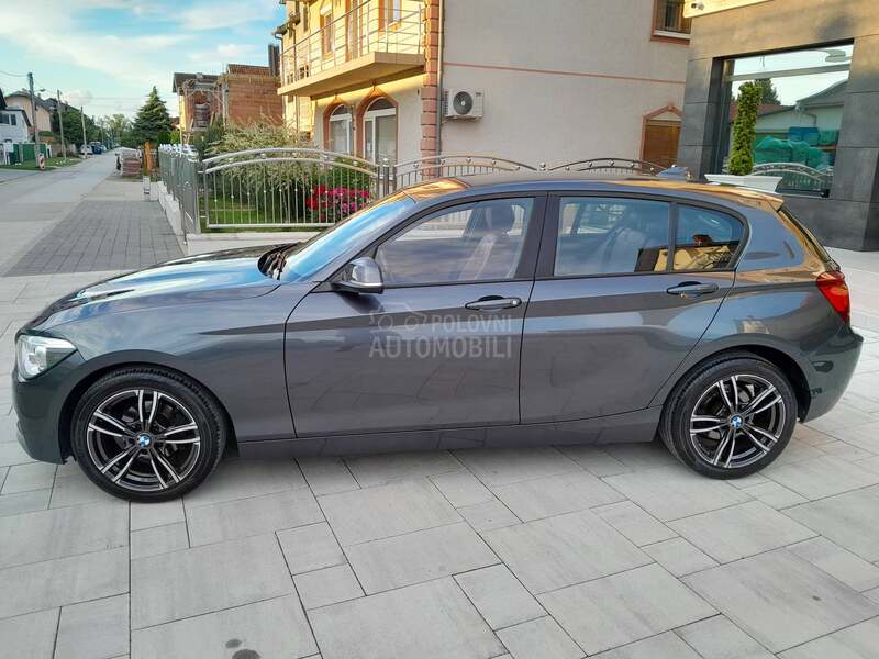 BMW 118 2.0d A.U.T/ N.A.V
