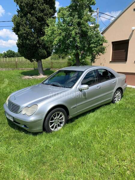 Mercedes Benz C 200 