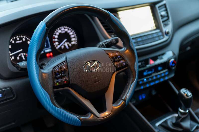 Hyundai Tucson 1.6GDI/MT