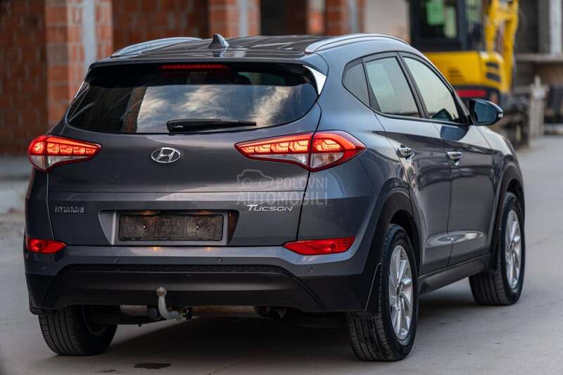 Hyundai Tucson 1.6GDI/MT