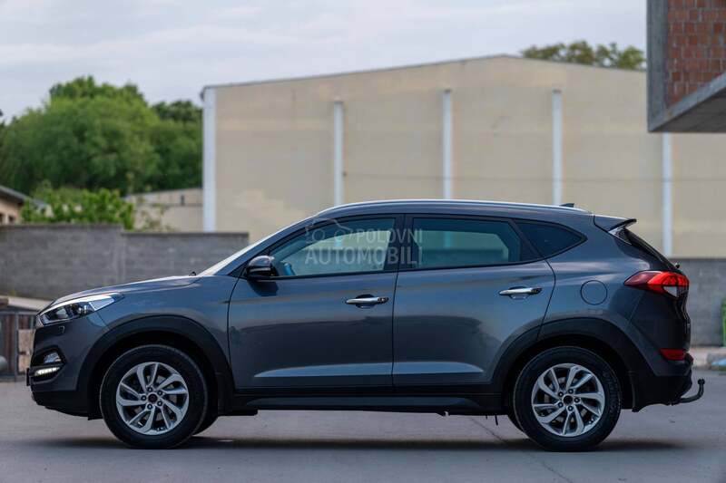 Hyundai Tucson 1.6GDI/MT