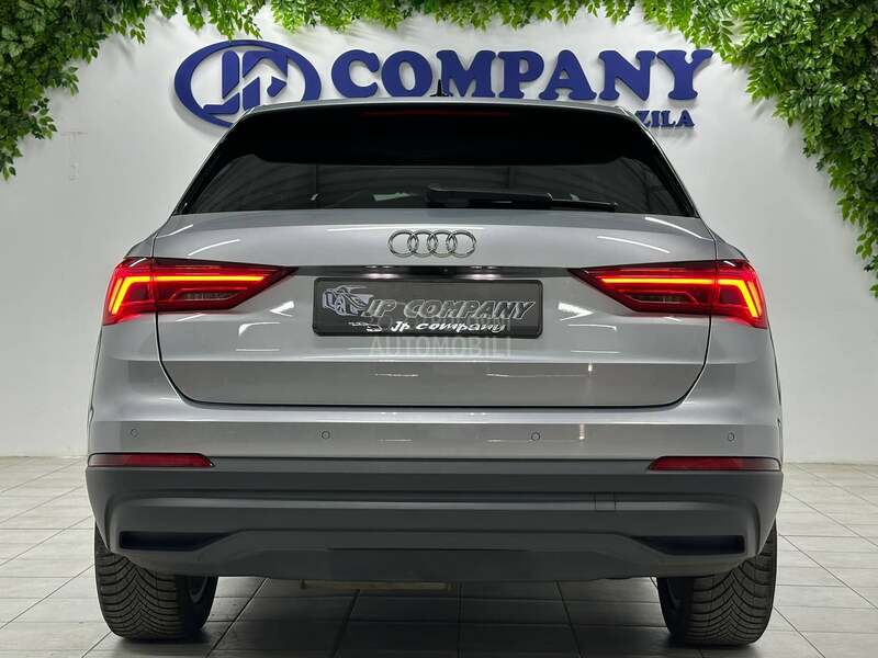 Audi Q3 2.0 TDI VIRT AUT PAN