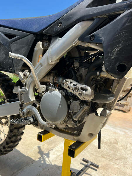 Suzuki rmz 250
