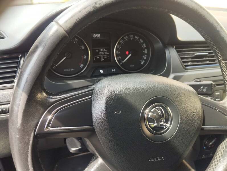 Škoda Rapid 