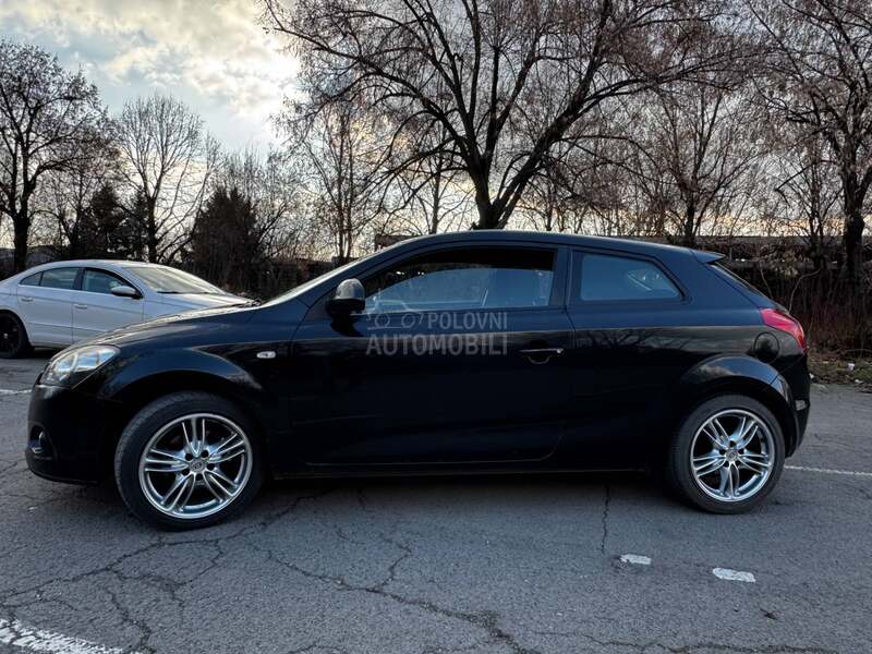 Kia pro_cee`d 1.6 CRDi