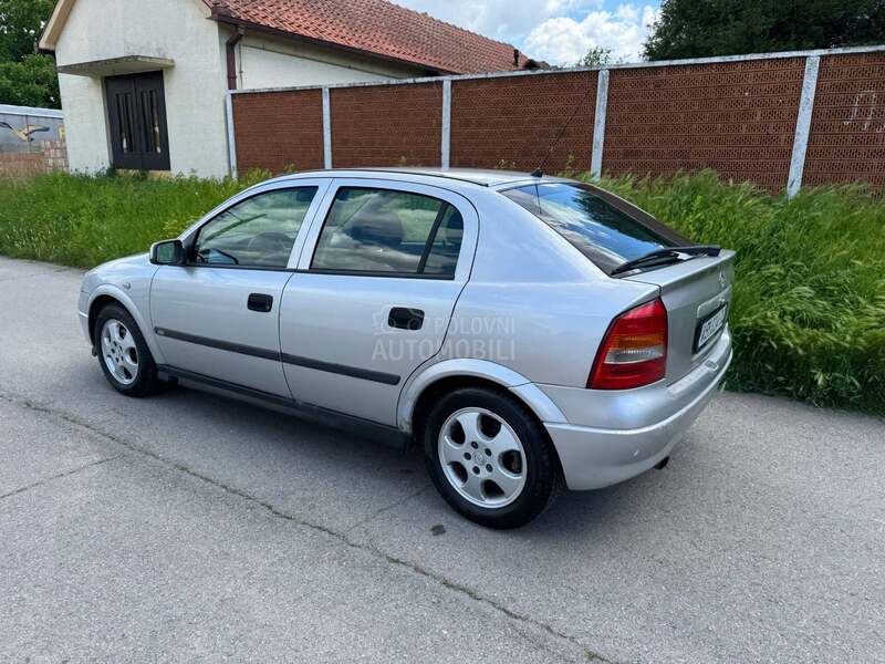 Opel Astra G 2,0 60K w KIima radi