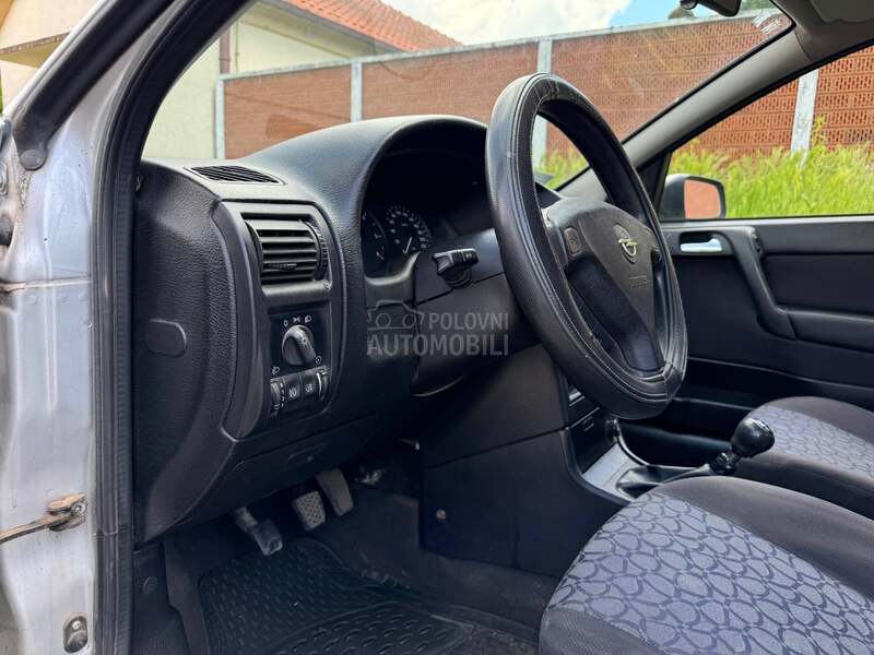 Opel Astra G 2,0 60K w KIima radi