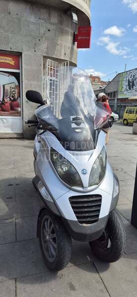 Piaggio mp3 250ie