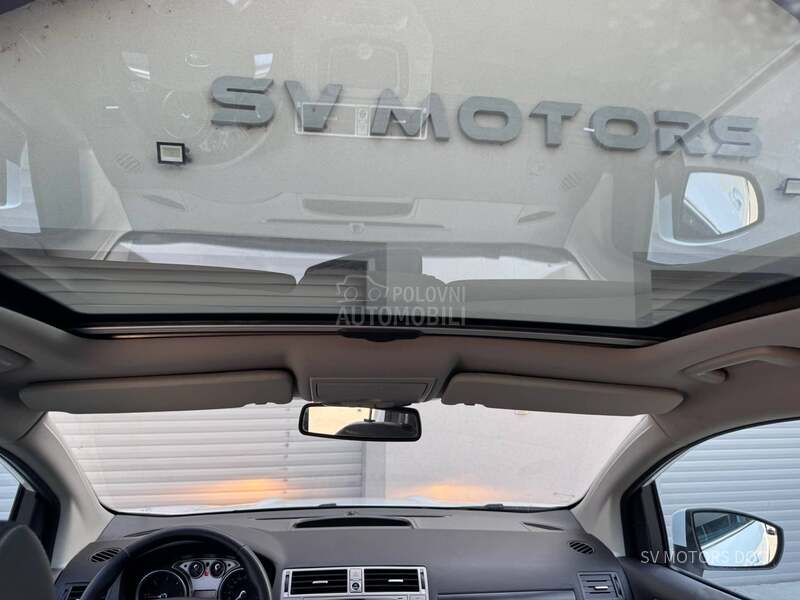 Ford Kuga 2.0TDCI PANO