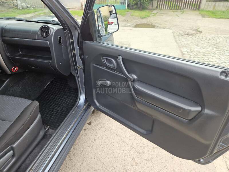 Suzuki Jimny 1.5dci 4x4