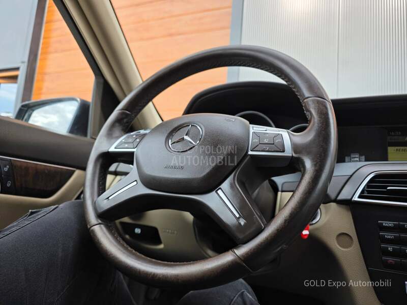Mercedes Benz C 200 2.1 CDi AUT ELEGANCE