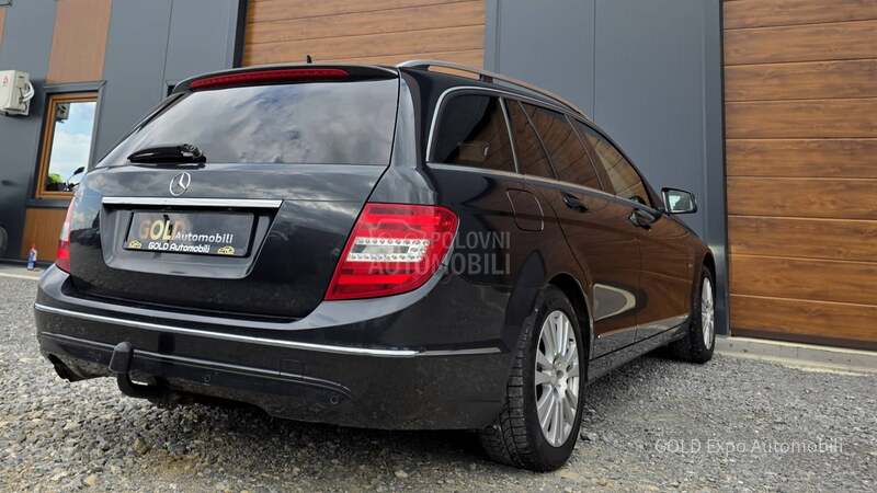 Mercedes Benz C 200 2.1 CDi AUT ELEGANCE