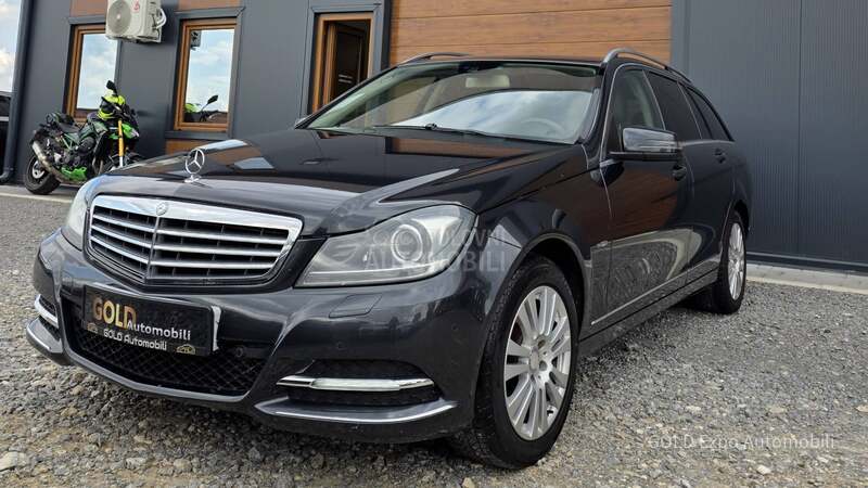 Mercedes Benz C 200 2.1 CDi AUT ELEGANCE