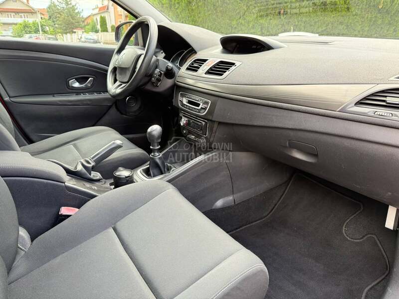 Renault Megane 1.5 DCI Manuelni 6