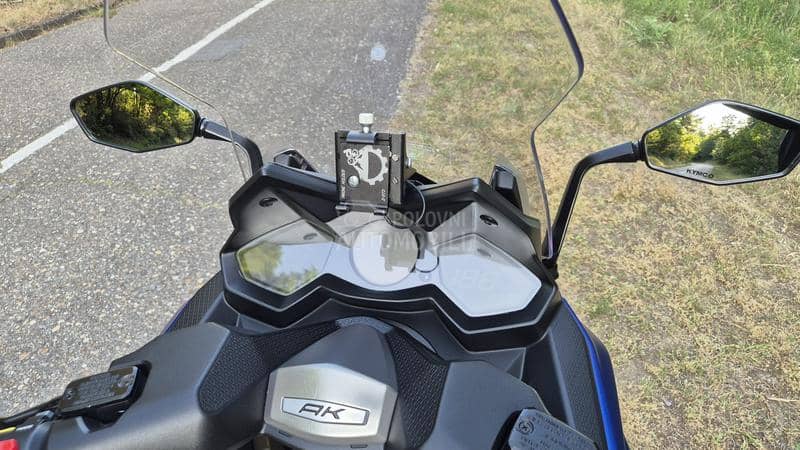 Kymco AK