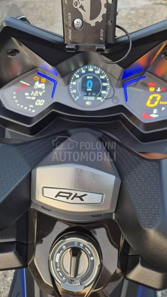 Kymco AK