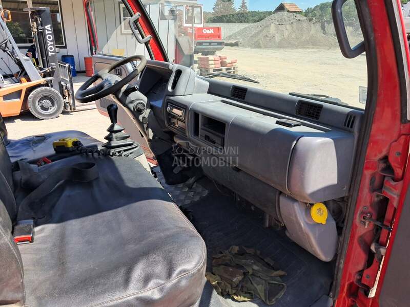 Nissan Cabstar