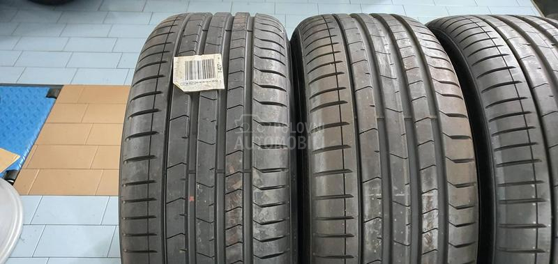 Pirelli 245/35 R21 Letnja