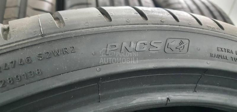 Pirelli 245/35 R21 Letnja