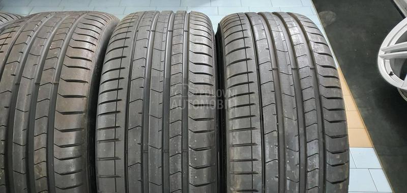 Pirelli 245/35 R21 Letnja