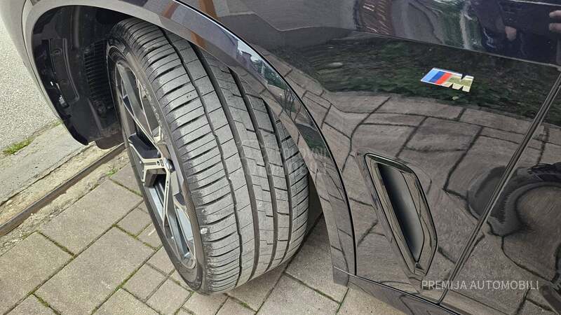 BMW X5 3.0 D M PAKET HYBRID