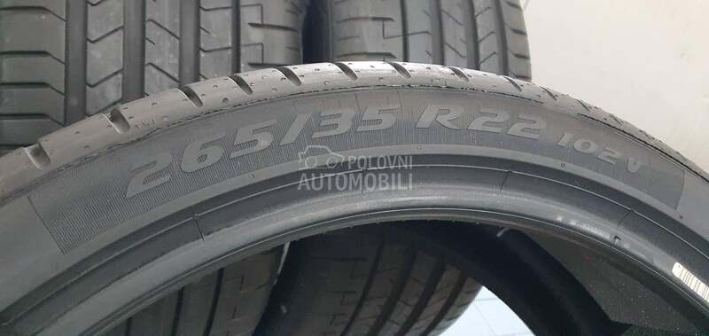 Pirelli 265/35 R22 Letnja