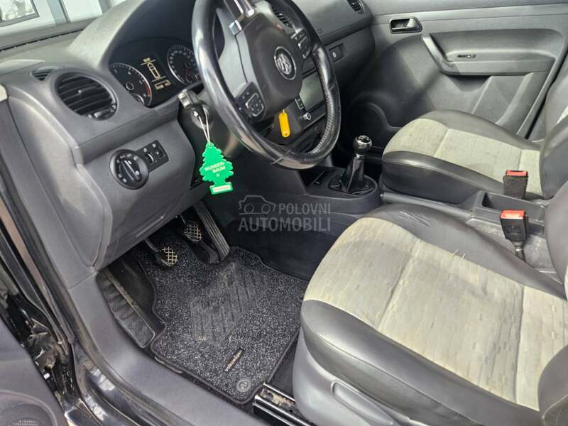 Volkswagen Caddy Maxi 2.0 tdi