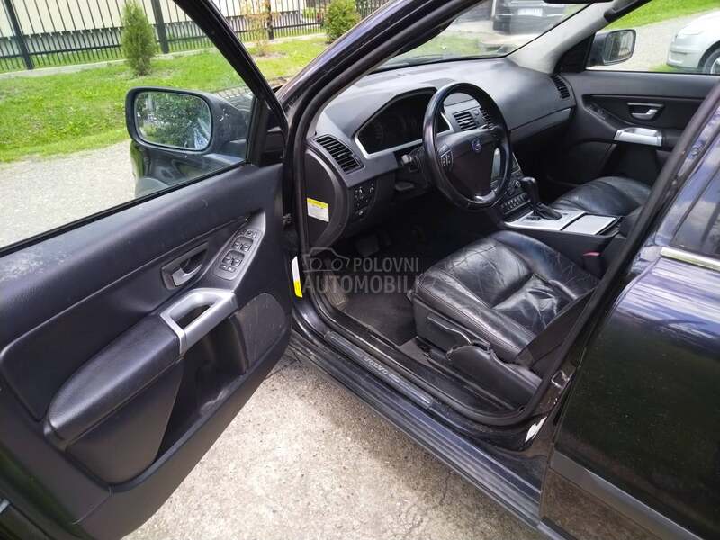 Volvo XC90 2.4