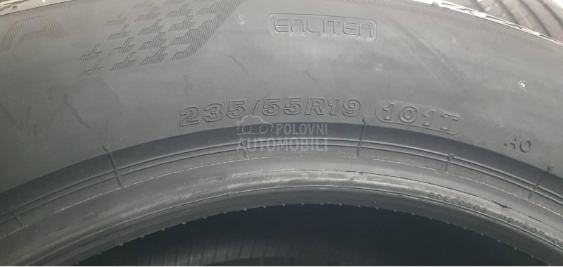 Bridgestone 235/55 R19 Letnja