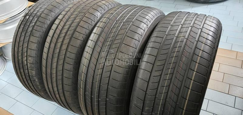 Bridgestone 235/55 R19 Letnja