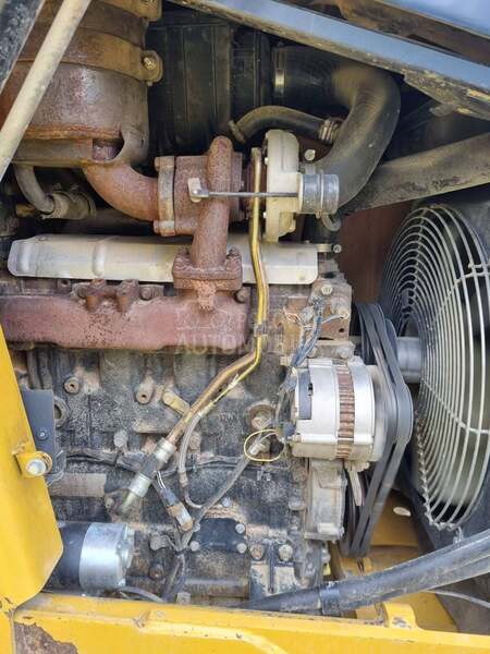 CAT 428 E