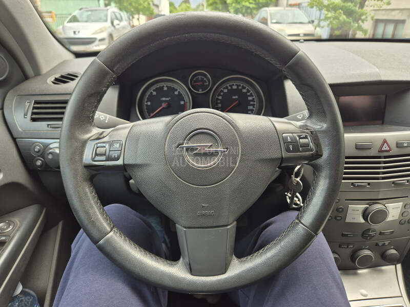 Opel Astra H 1.7 CDTI