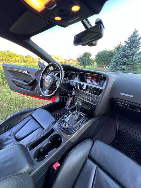 Audi S5 