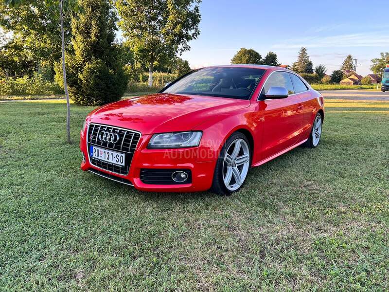 Audi S5 
