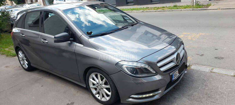 Mercedes Benz B 200 2.0