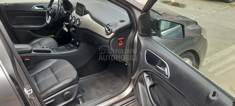Mercedes Benz B 200 2.0