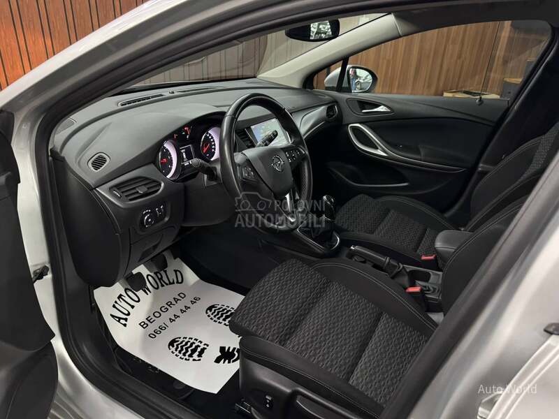 Opel Astra K 1.6 CDTI Nav