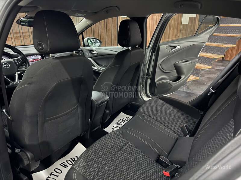Opel Astra K 1.6 CDTI Nav