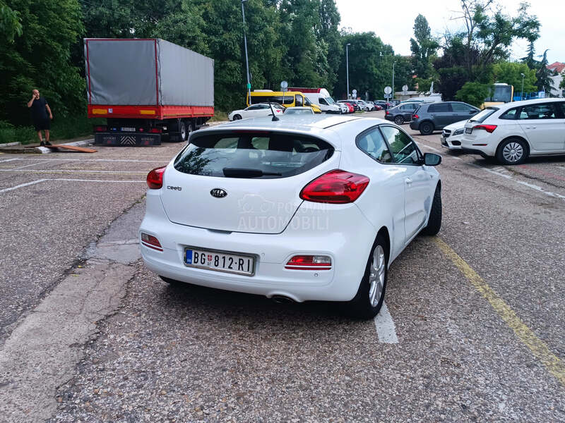 Kia pro_cee`d 