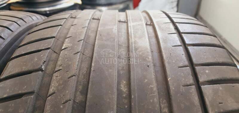 Michelin 295/35 R21 Letnja