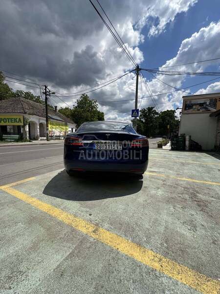 Tesla Model S S75D