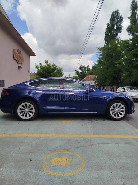 Tesla Model S S75D