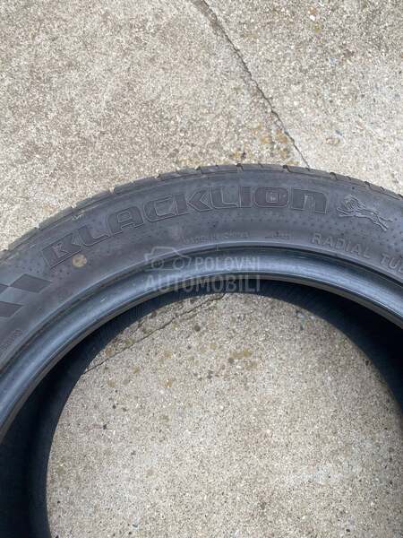 Blacklion 215/50 R17 Letnja