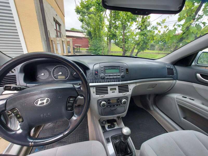 Hyundai Sonata 