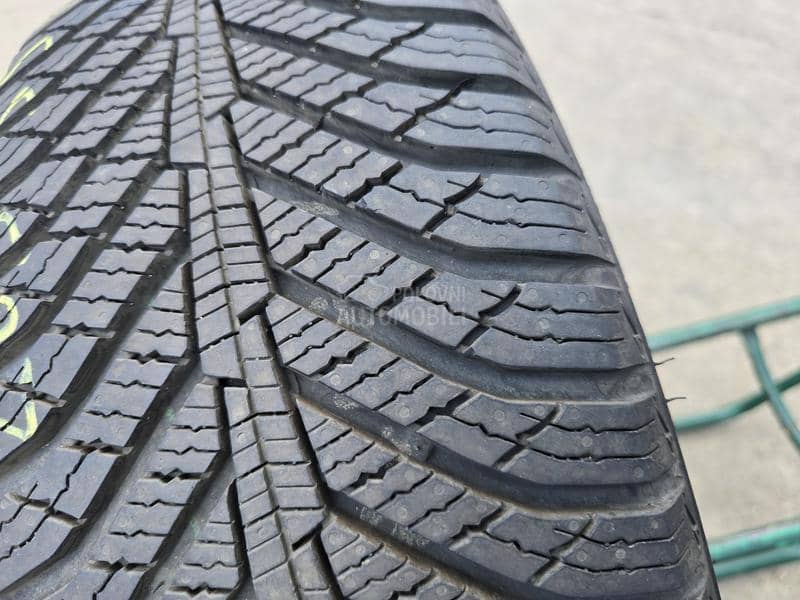 Kumho 205/55 R16 Zimska