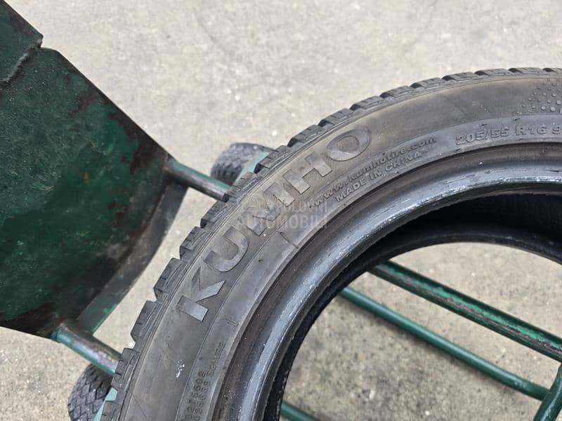 Kumho 205/55 R16 Zimska