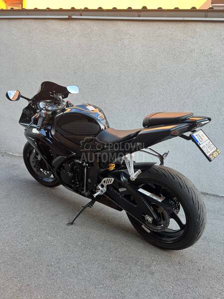 Suzuki Gsxr 600 K8